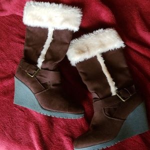 American Eagle winter boots